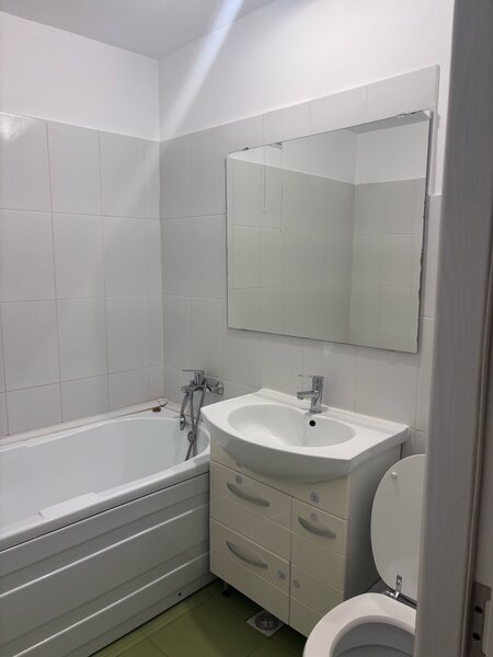 Militari, inchiriere 3 camere, Metrou Pacii.